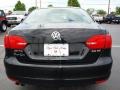 Black - Jetta SE Sedan Photo No. 5