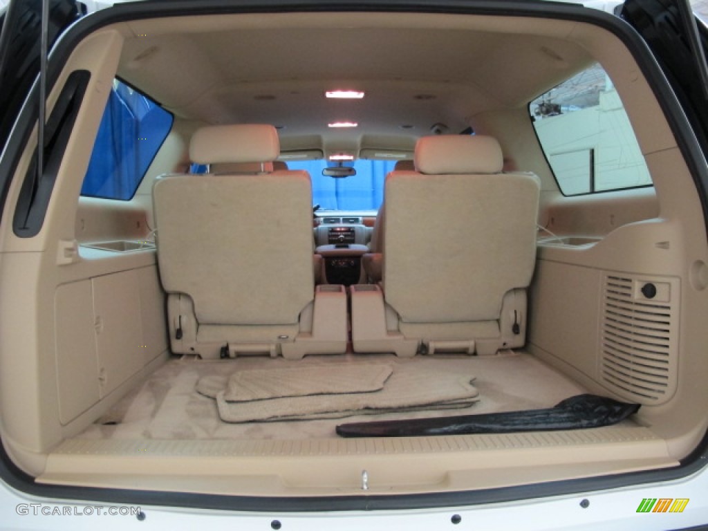 2008 GMC Yukon XL SLT 4x4 Trunk Photos