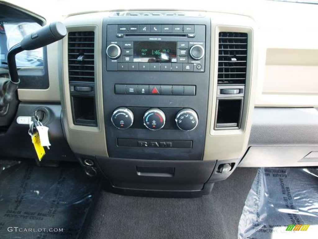 2011 Ram 1500 ST Regular Cab - Bright White / Dark Slate Gray/Medium Graystone photo #11