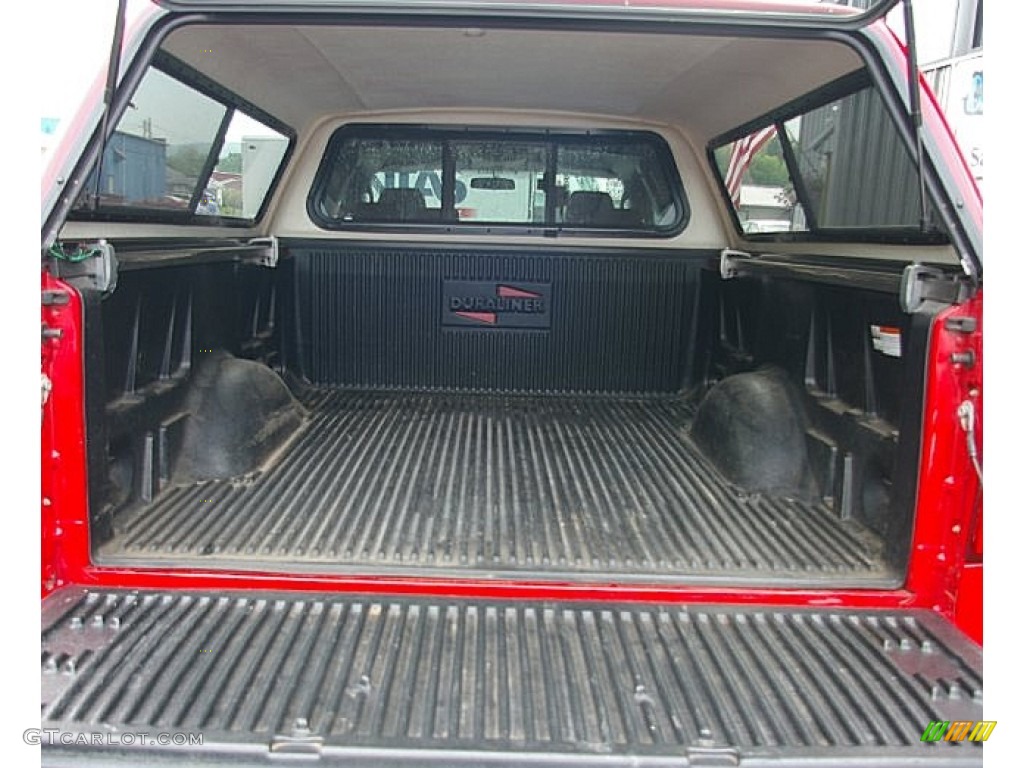 2006 F150 XLT SuperCab 4x4 - Bright Red / Medium/Dark Flint photo #9