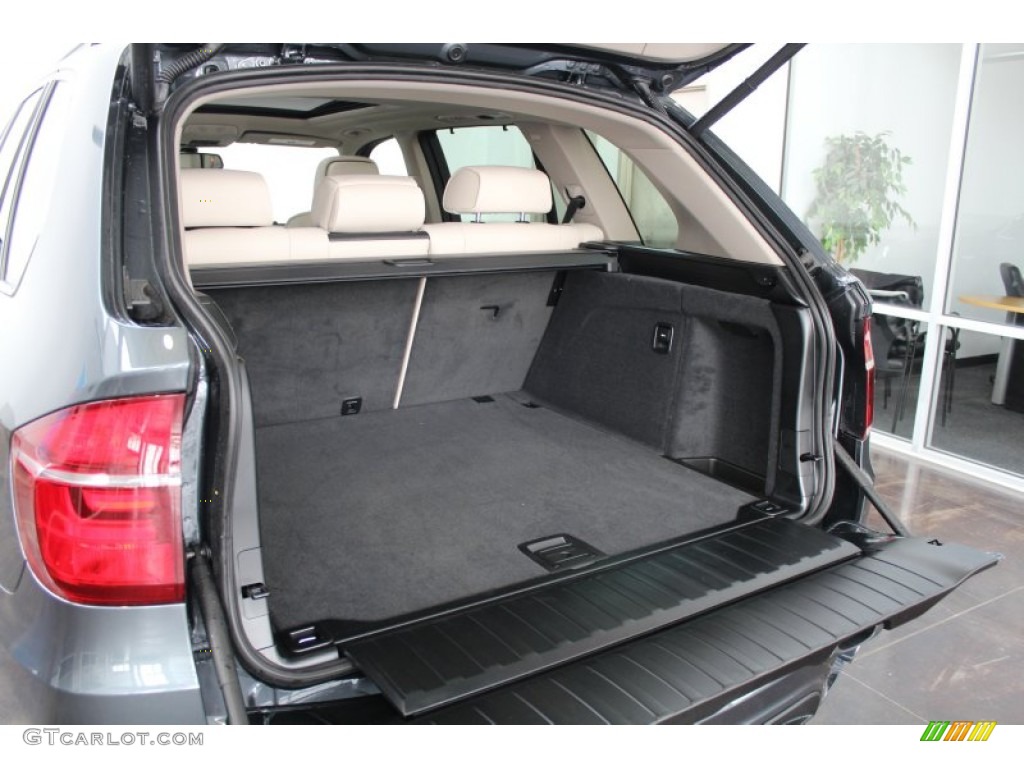 2013 BMW X5 xDrive 35i Premium Trunk Photo #81381155