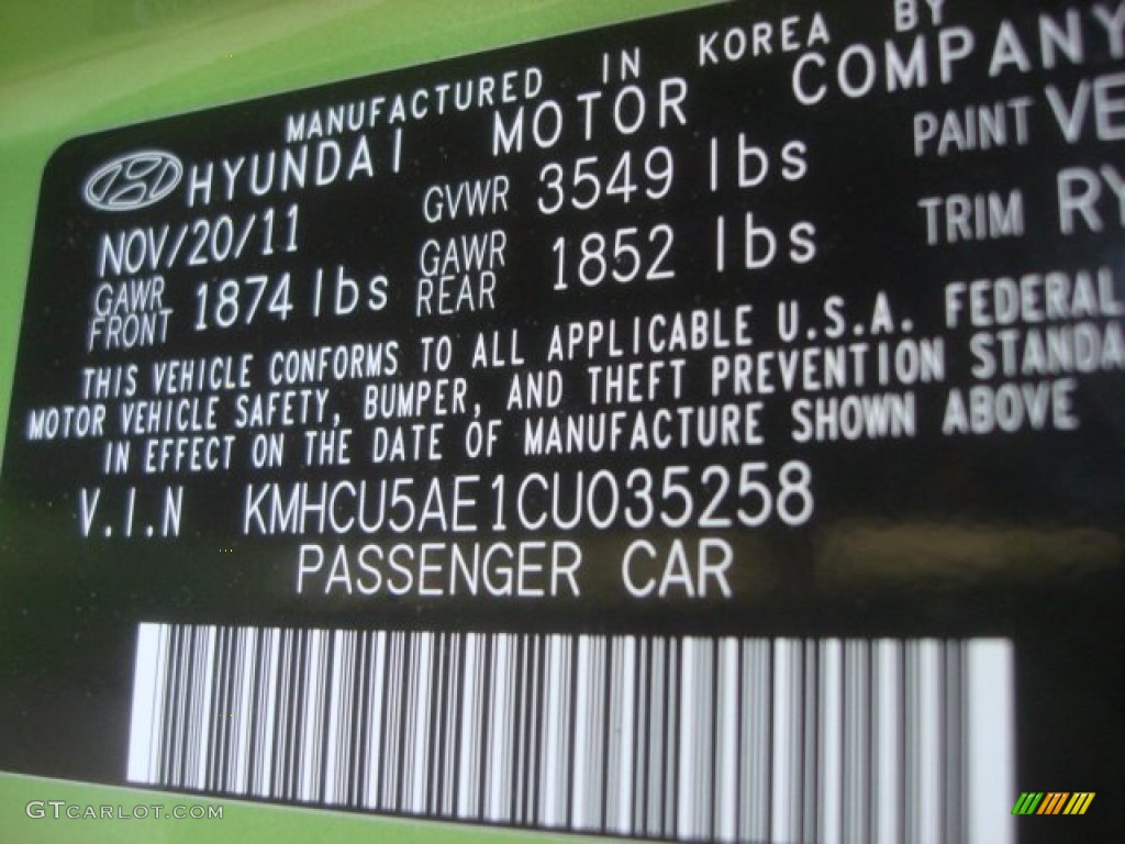 2012 Accent SE 5 Door - Electrolyte Green / Gray photo #30