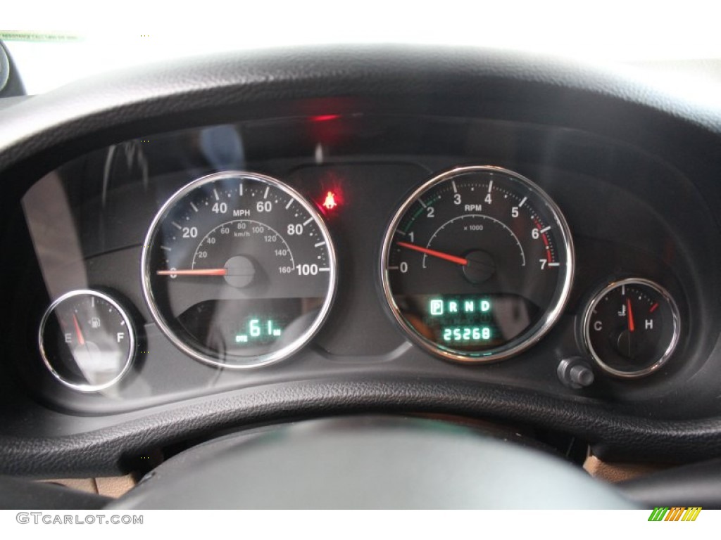 2011 Jeep Wrangler Unlimited Rubicon 4x4 Gauges Photo #81381975