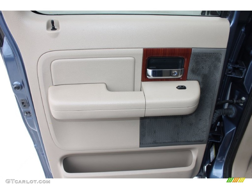 2005 F150 Lariat SuperCrew - Medium Wedgewood Blue Metallic / Tan photo #30
