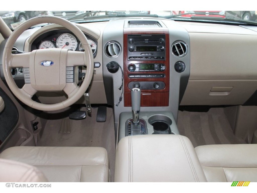 2005 F150 Lariat SuperCrew - Medium Wedgewood Blue Metallic / Tan photo #33