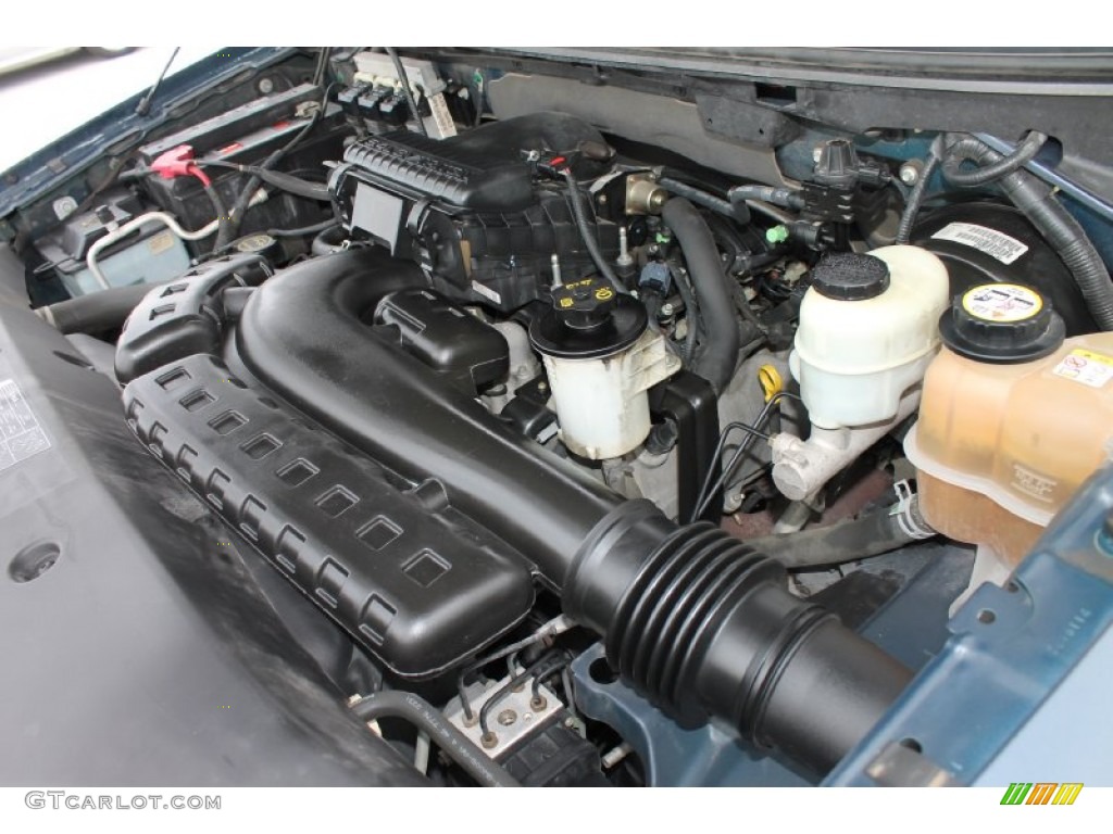 2005 Ford F150 Lariat SuperCrew 5.4 Liter SOHC 24-Valve Triton V8 Engine Photo #81382367