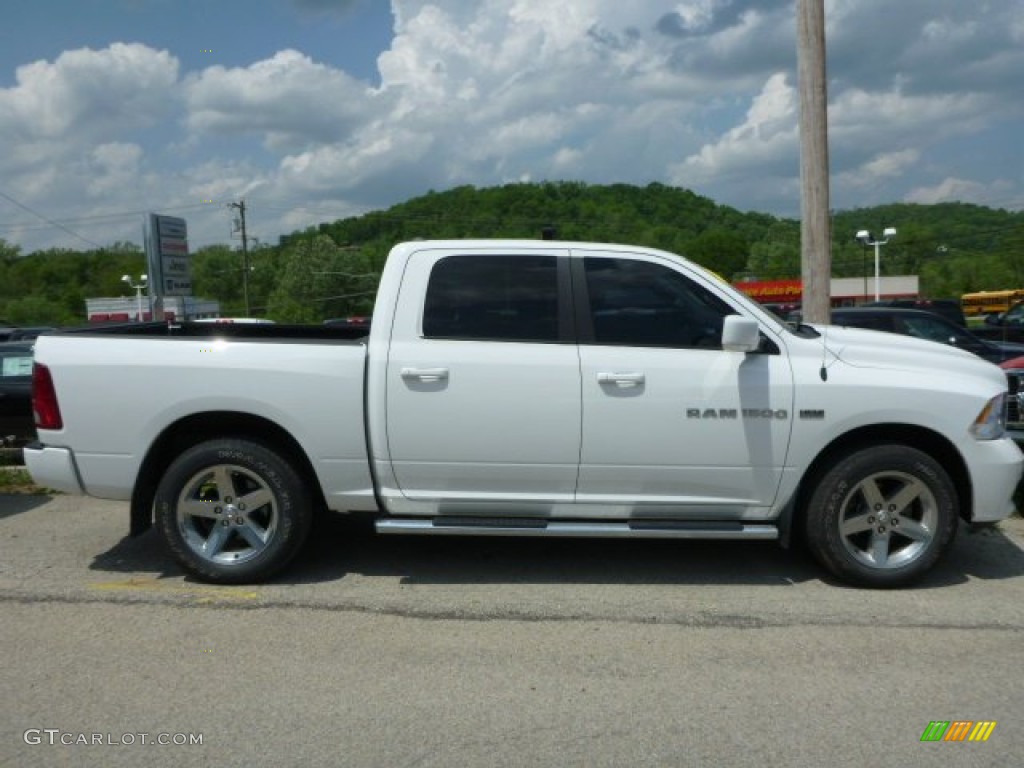 2011 Ram 1500 Sport Crew Cab 4x4 - Bright White / Dark Slate Gray photo #2