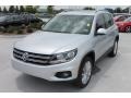 Reflex Silver Metallic - Tiguan SE Photo No. 3