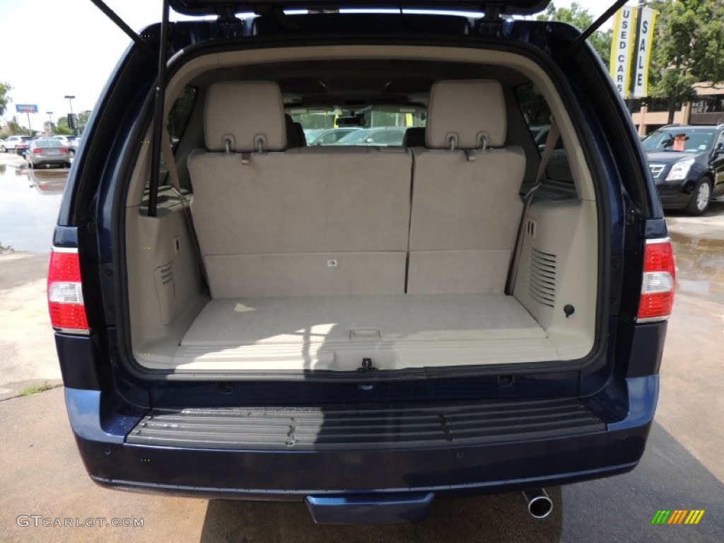 2010 Lincoln Navigator Standard Navigator Model Trunk Photos