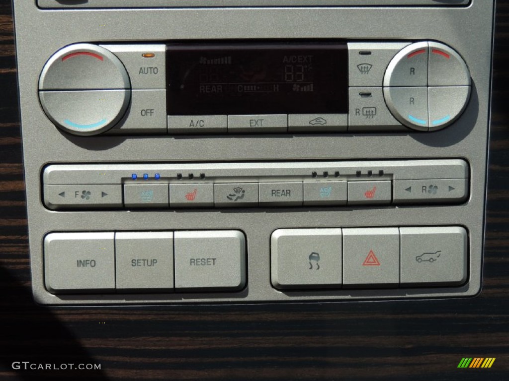 2010 Lincoln Navigator Standard Navigator Model Controls Photo #81383621