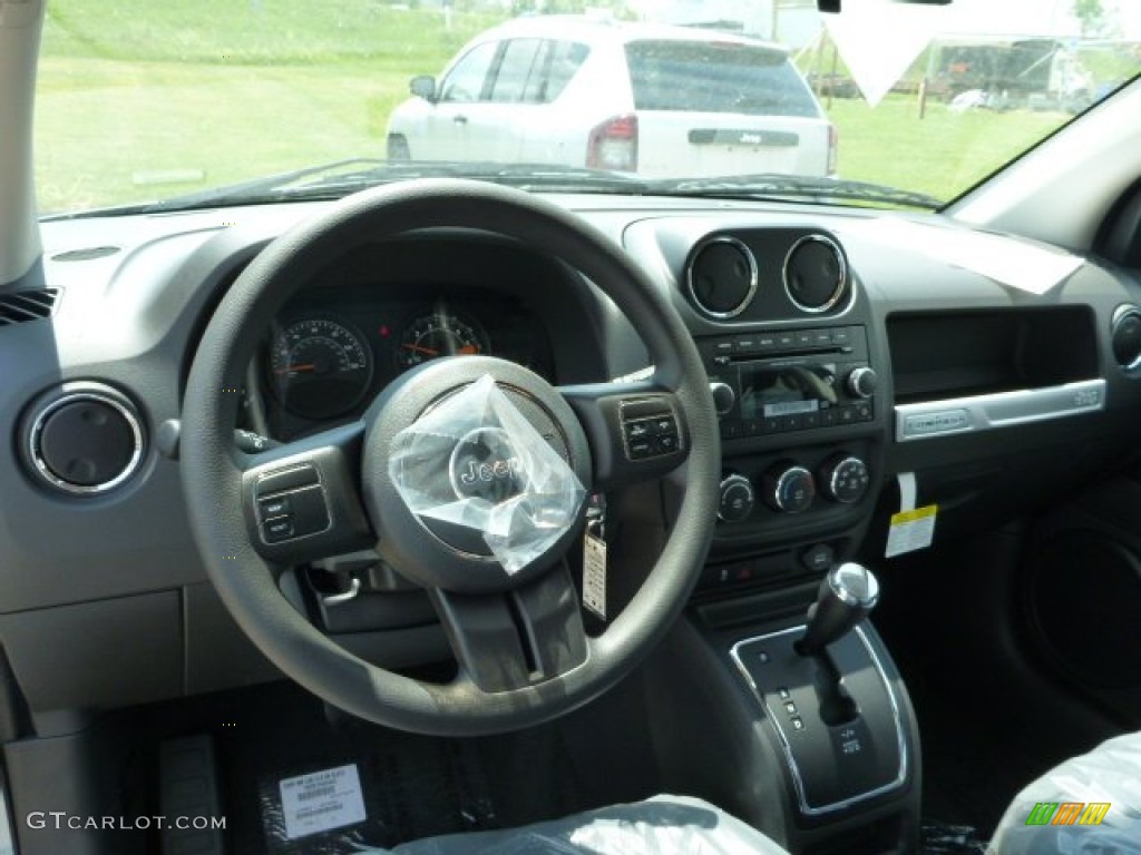 2014 Compass Sport 4x4 - Winter Chill Pearl / Dark Slate Gray photo #14