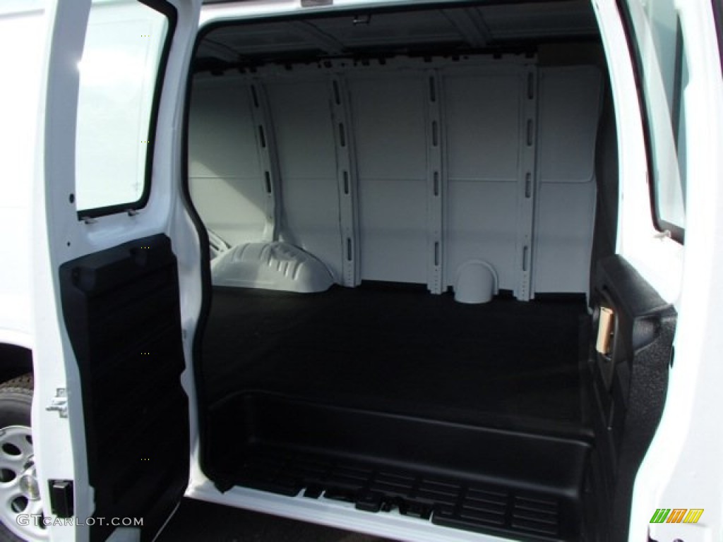 2013 Chevrolet Express 1500 AWD Cargo Van Trunk Photo #81384609