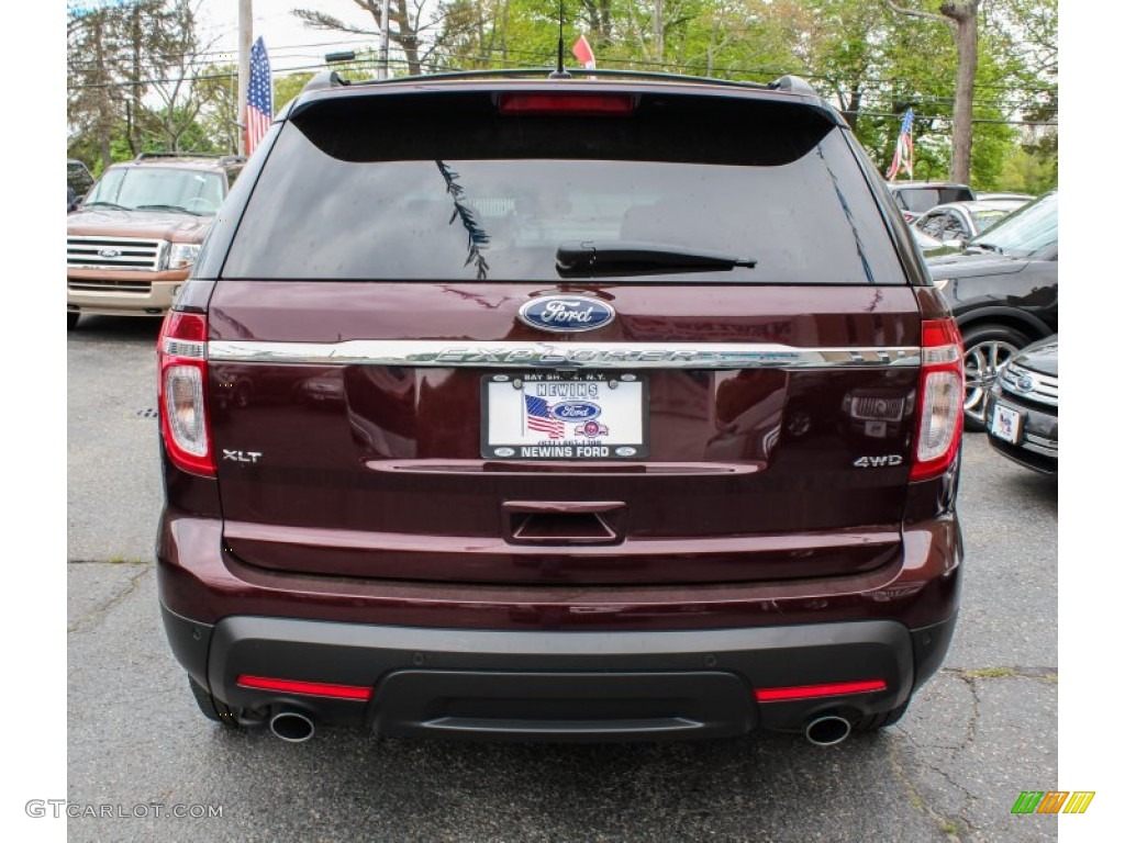 2011 Explorer XLT 4WD - Bordeaux Reserve Red Metallic / Charcoal Black photo #4