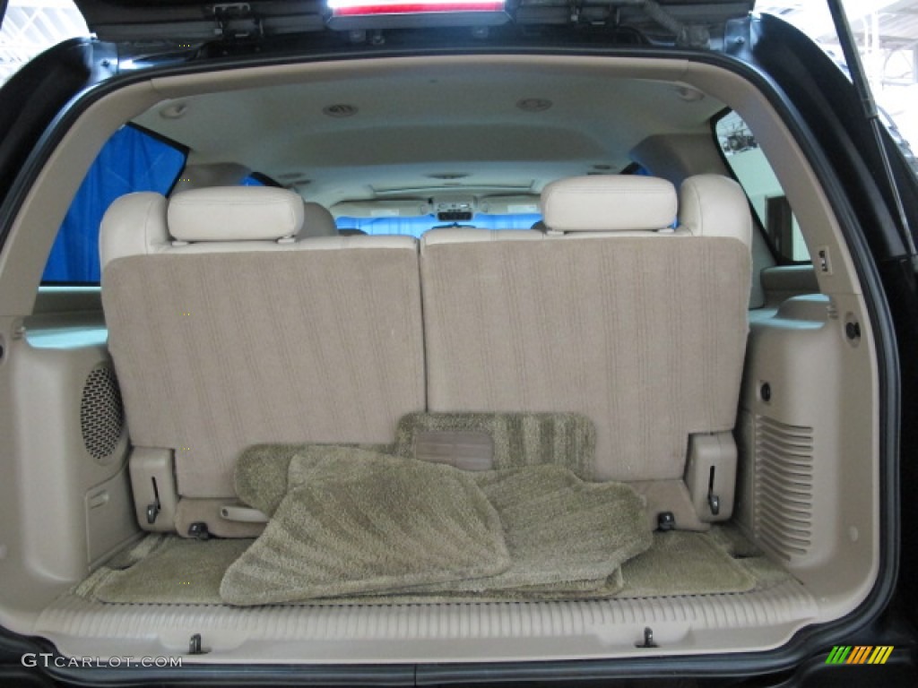 2002 Tahoe LT 4x4 - Onyx Black / Tan/Neutral photo #8