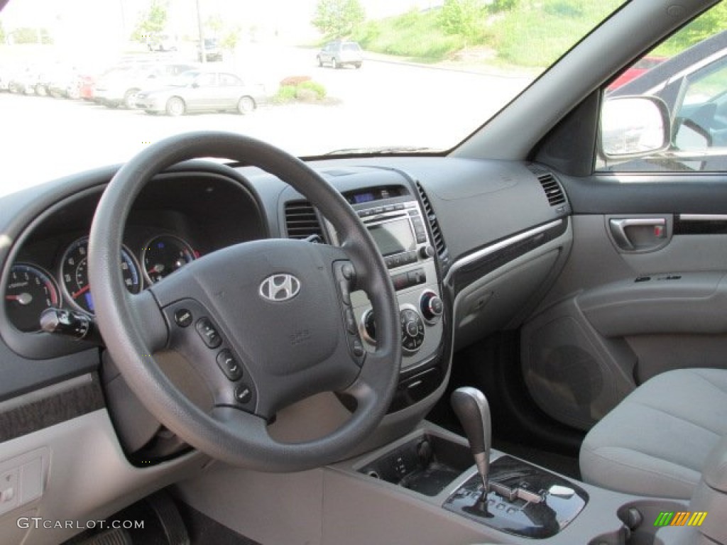 2009 Hyundai Santa Fe GLS 4WD Dashboard Photos