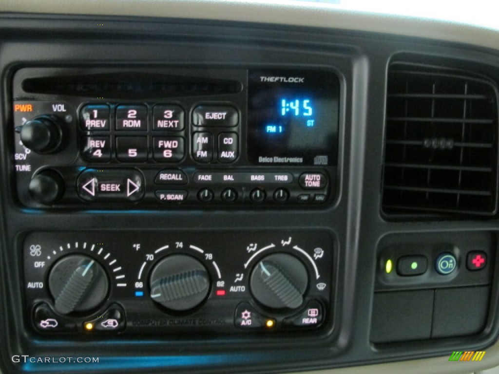 2002 Tahoe LT 4x4 - Onyx Black / Tan/Neutral photo #27