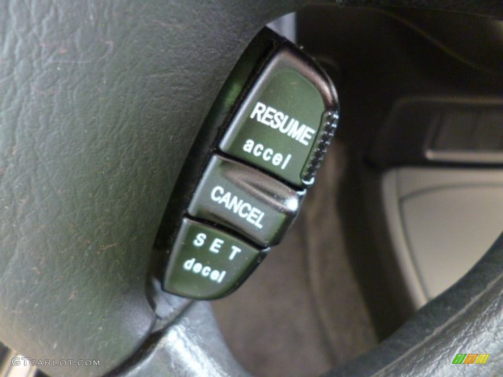 2002 Honda Civic EX Coupe Controls Photo #81385971