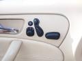Black - C 320 4Matic Sedan Photo No. 20