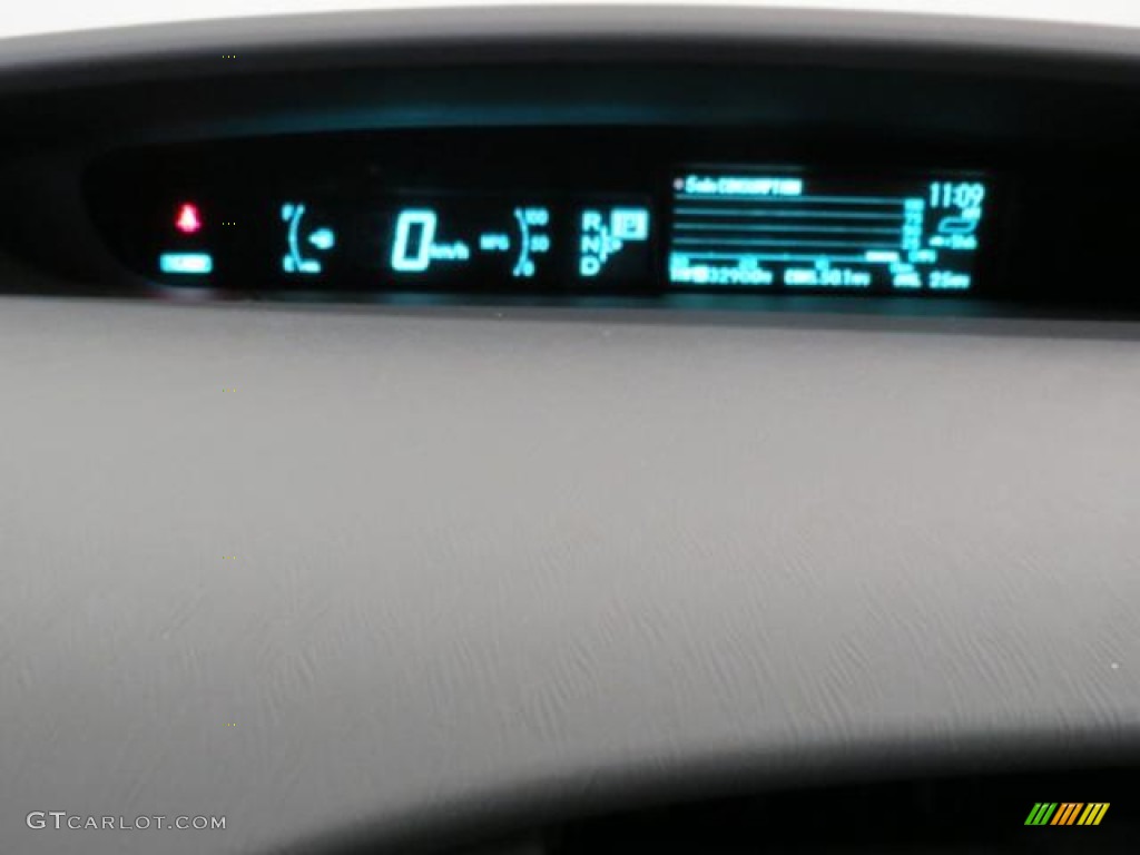 2011 Prius Hybrid V - Winter Gray Metallic / Misty Gray photo #11