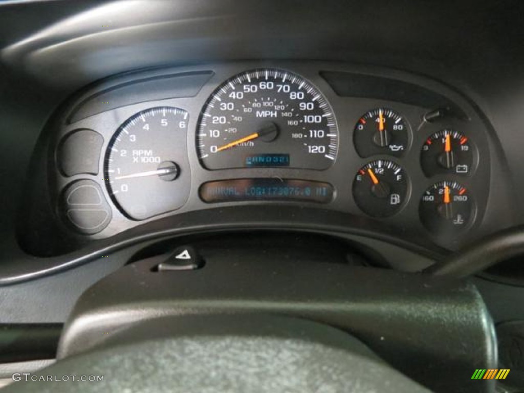 2004 Chevrolet Suburban 1500 LT 4x4 Gauges Photo #81388140