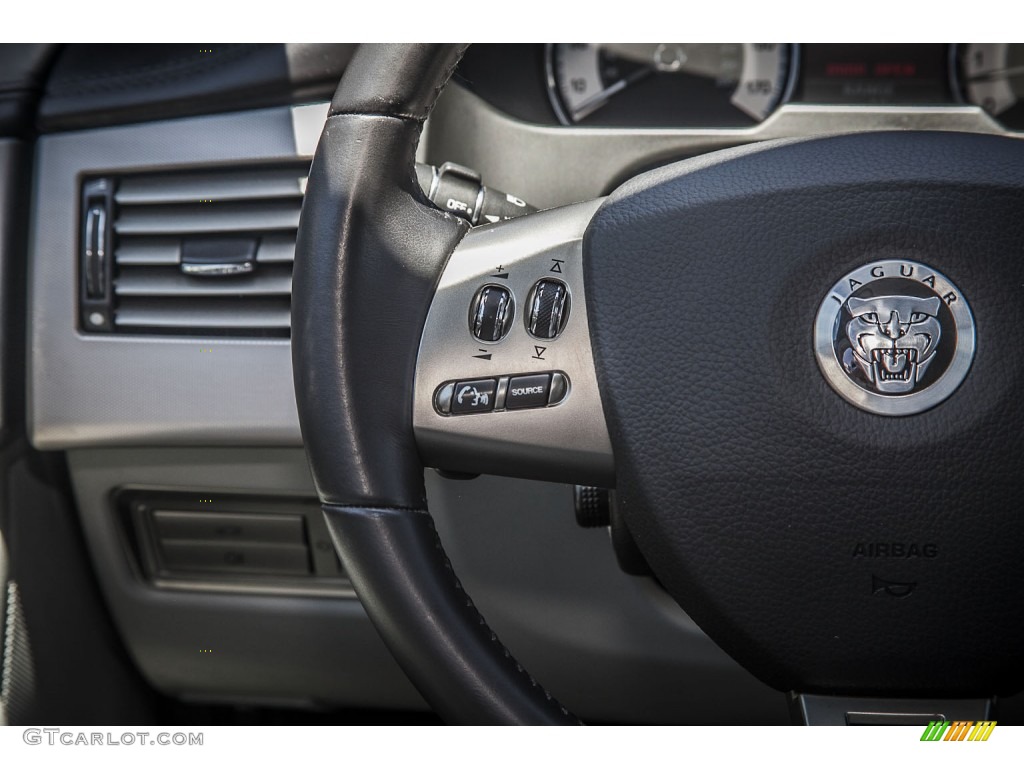 2009 Jaguar XF Luxury Controls Photo #81388674