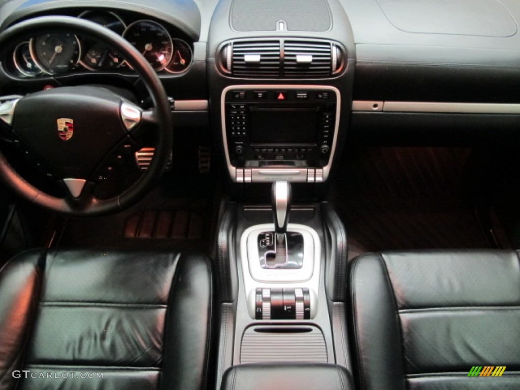 2008 Porsche Cayenne Turbo Black Dashboard Photo #81389205