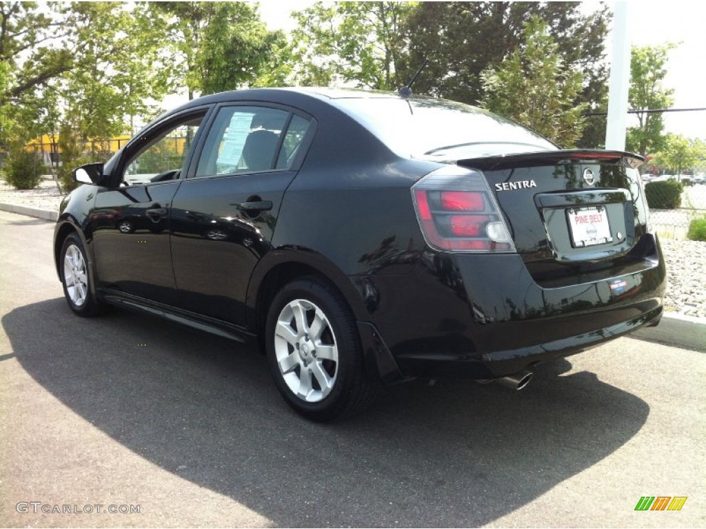 2012 Sentra 2.0 SR - Super Black / Charcoal photo #5