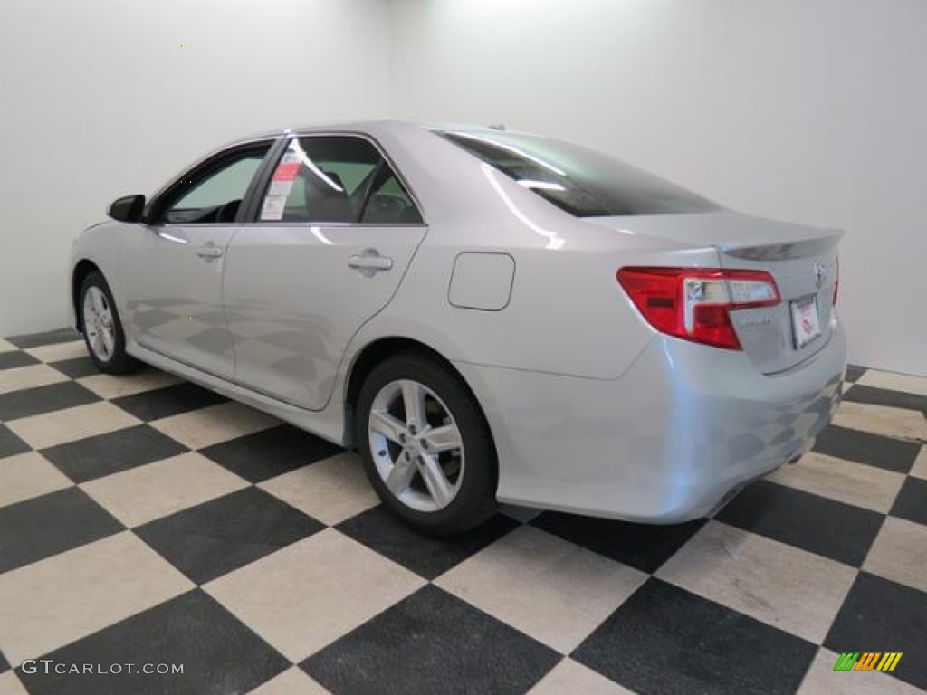 2013 Camry SE - Classic Silver Metallic / Black photo #16