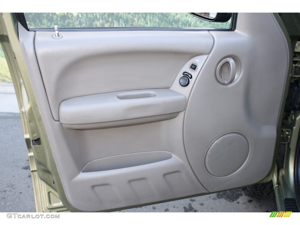 2003 Jeep Liberty Sport 4x4 Dark Slate Gray Door Panel Photo #81393733