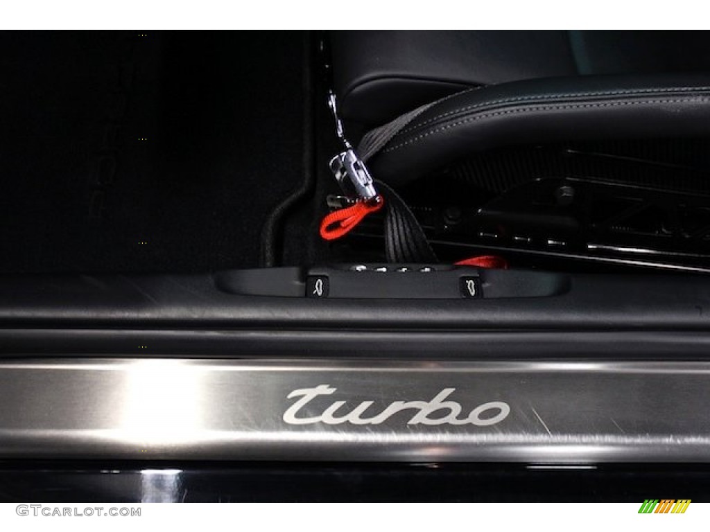 2002 Porsche 911 Turbo Coupe Marks and Logos Photos