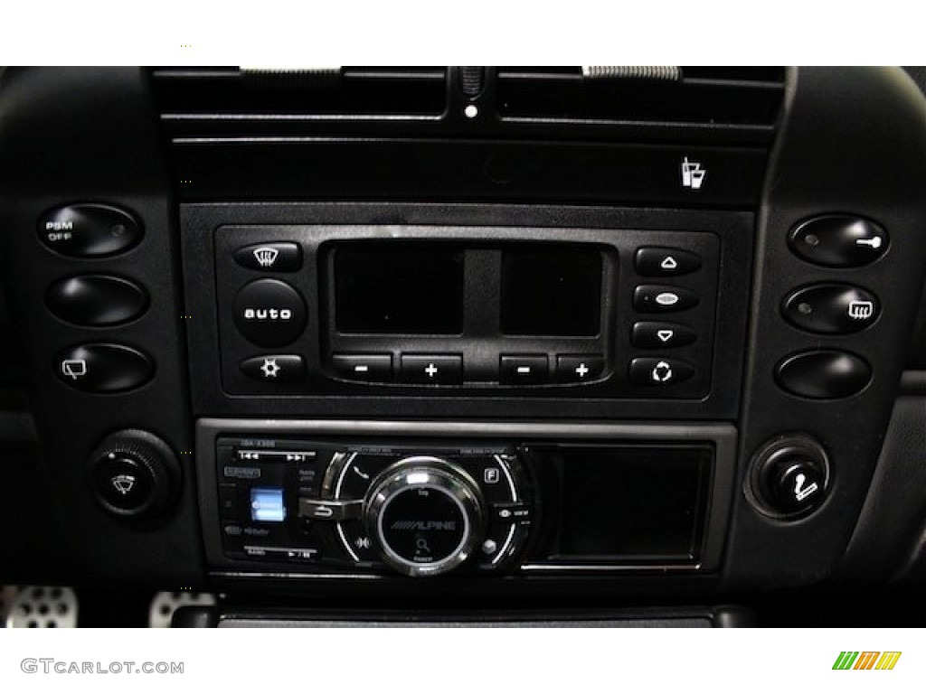 2002 Porsche 911 Turbo Coupe Controls Photo #81394299