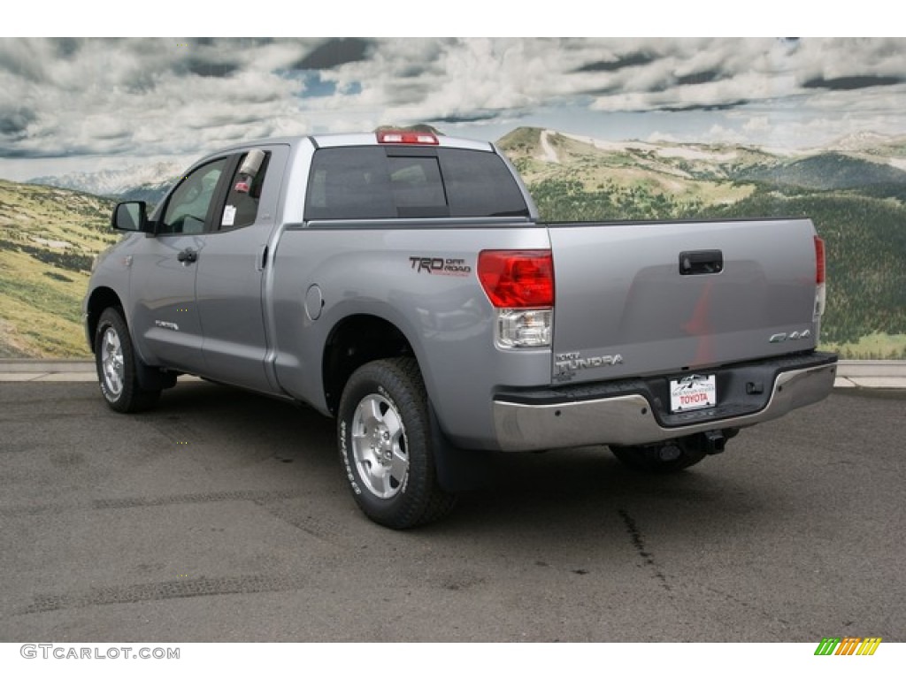 2013 Tundra SR5 TRD Double Cab 4x4 - Silver Sky Metallic / Graphite photo #2