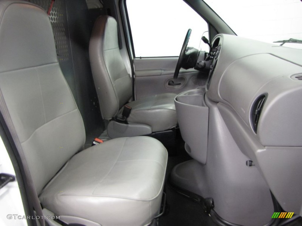 Grey Interior 1998 Ford E Series Van E150 Commercial Photo #81394674