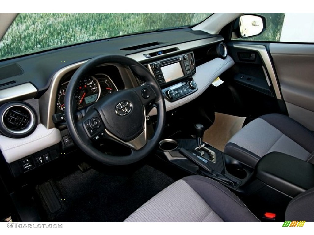 2013 RAV4 XLE AWD - Black / Ash photo #5