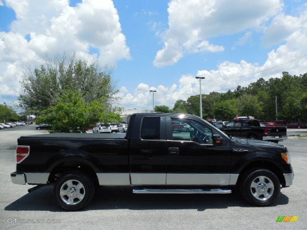 2010 F150 XLT SuperCab - Tuxedo Black / Medium Stone photo #9