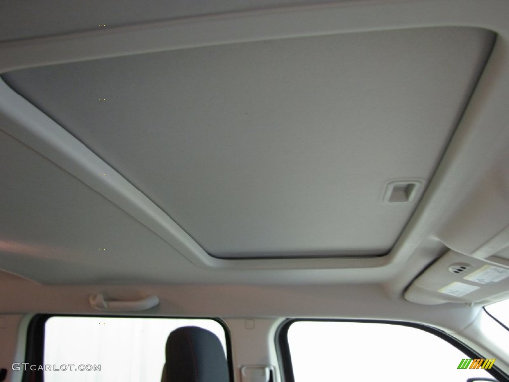 2011 Dodge Nitro Detonator 4x4 Sunroof Photo #81398183
