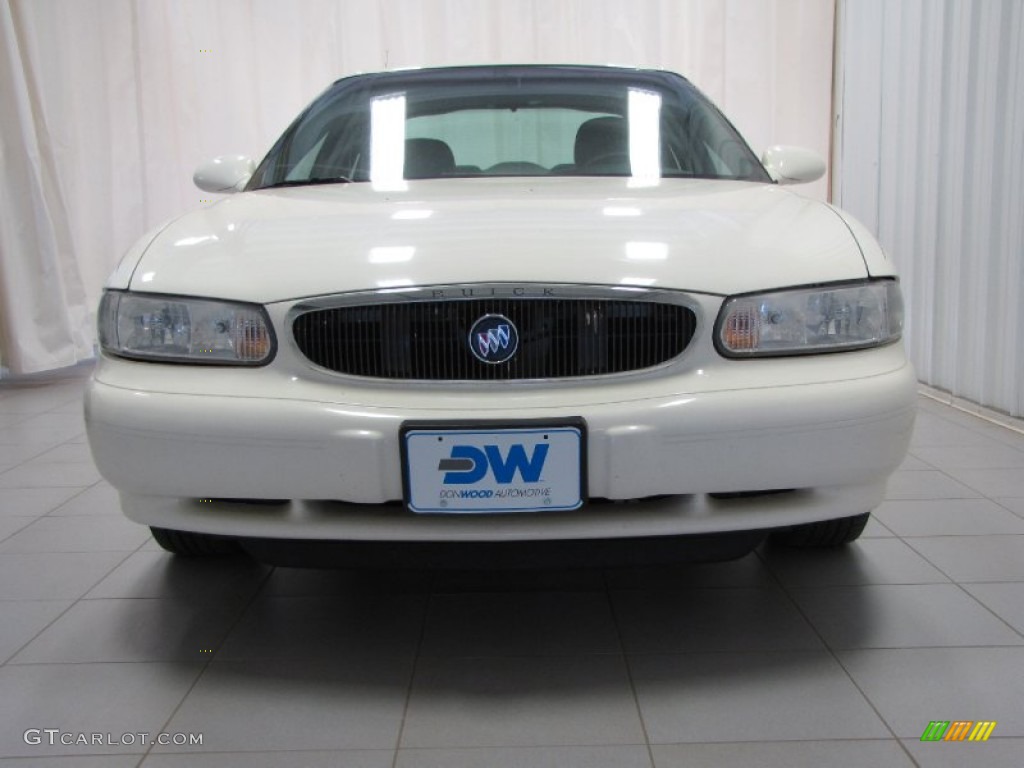 2005 Century Custom Sedan - White Opal / Gray photo #2