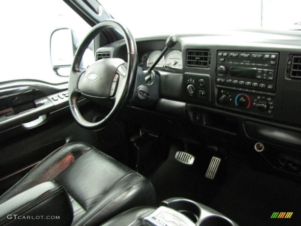2004 Ford F350 Super Duty Harley Davidson Crew Cab 4x4 Black Dashboard Photo #81400081