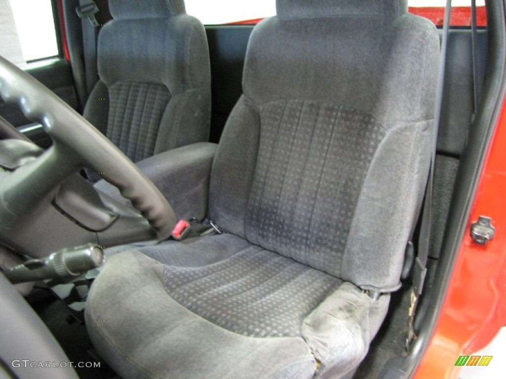 1999 Chevrolet S10 LS Regular Cab 4x4 Front Seat Photo #81400275