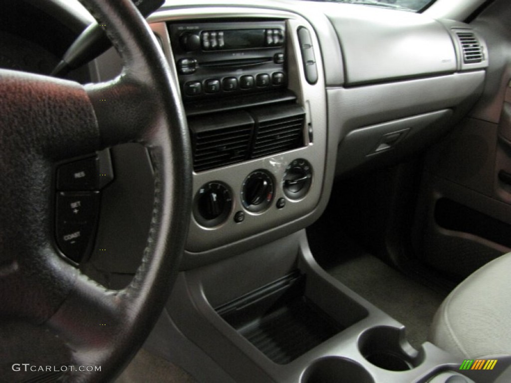 2004 Explorer XLT 4x4 - Medium Wedgewood Blue Metallic / Midnight Grey photo #21