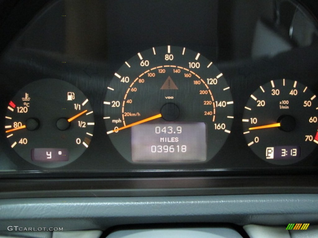 2001 Mercedes-Benz CLK 430 Cabriolet Gauges Photo #81410322