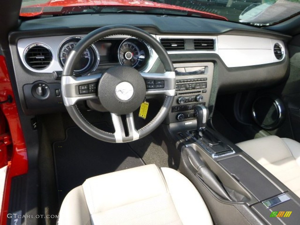 2013 Mustang V6 Premium Convertible - Race Red / Stone photo #17