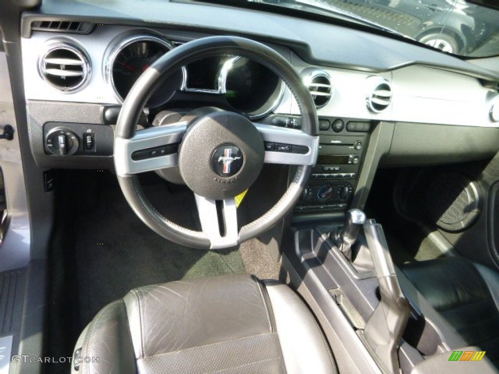 2006 Mustang GT Premium Coupe - Tungsten Grey Metallic / Dark Charcoal photo #16