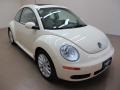 Harvest Moon Beige 2008 Volkswagen New Beetle SE Coupe