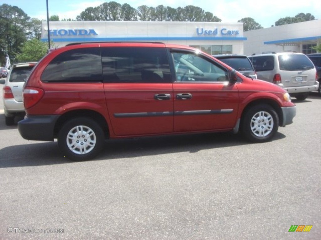 2007 Caravan SE - Inferno Red Crystal Pearl / Medium Slate Gray photo #7