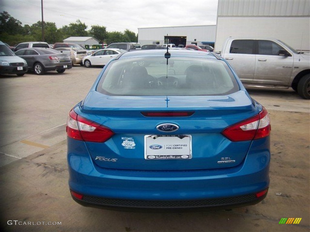 2012 Focus SEL Sedan - Blue Candy Metallic / Charcoal Black photo #7