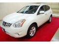 2013 Pearl White Nissan Rogue SV  photo #3