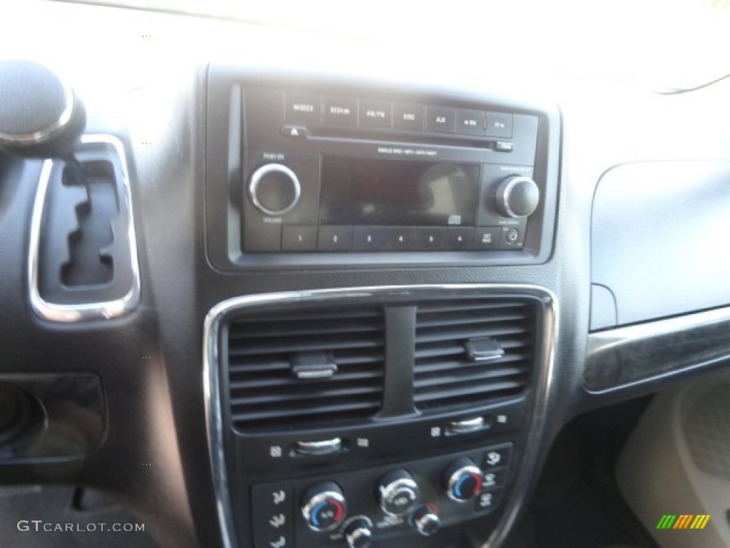 2012 Grand Caravan SXT - Bright Silver Metallic / Black/Light Graystone photo #7