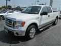 Front 3/4 View of 2009 F150 XLT SuperCab