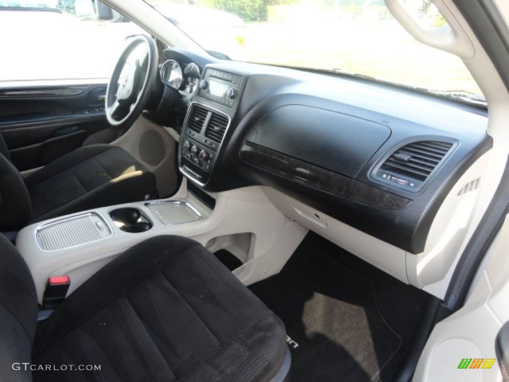 2012 Grand Caravan SXT - Bright Silver Metallic / Black/Light Graystone photo #14